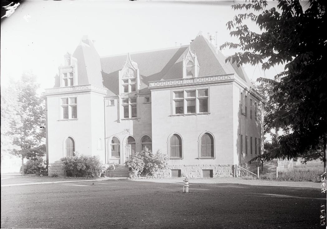 chemistry-building-prior-to-1922